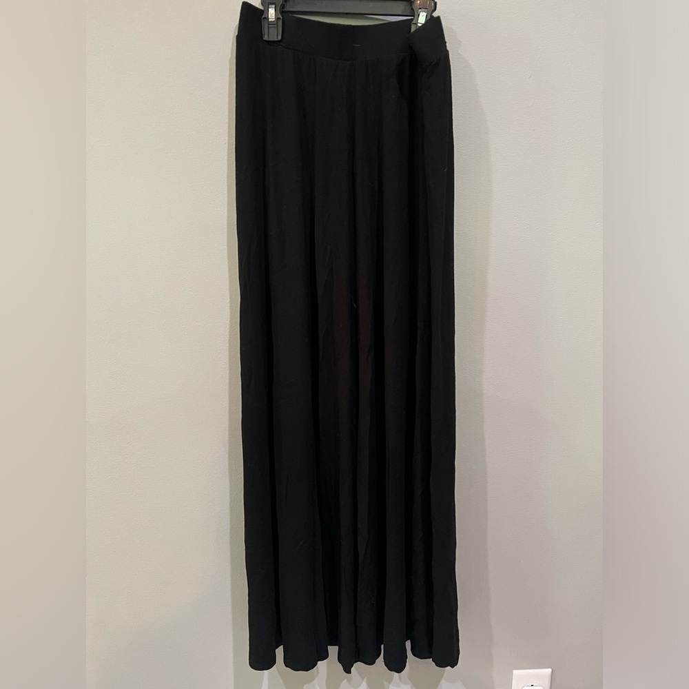 Black maxi skirt, large